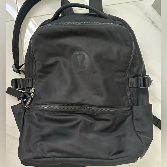 lululemon athletica Charcoal Men's Backpack - Picture 1 of 2